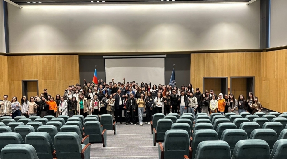 agcabedi-kurdemir-ve-zerdabdan-olan-abituriyentler-unec-de-olublar-foto