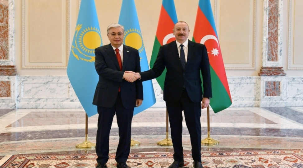 qazaxistan-prezidenti-baki-xezer-regionunun-incisidir