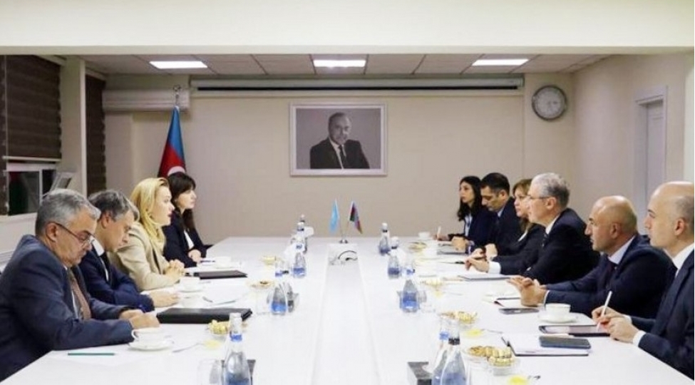 muxtar-babayev-bmt-nin-avropa-uzre-iqtisadi-komissiyasinin-icrachi-katibi-ile-gorushub