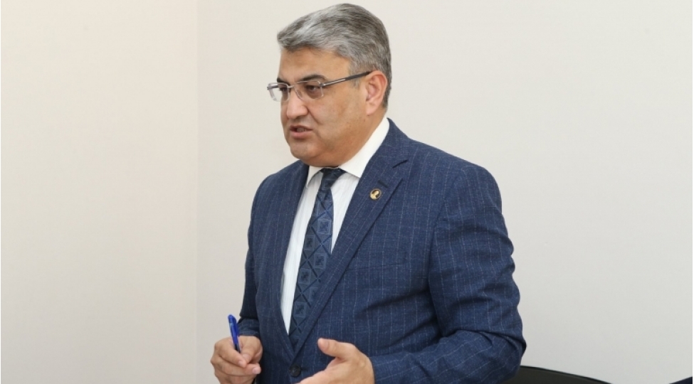 yalan-ve-riyakarliq-uzerinde-qurulan-siyaset-gec-tez-iflasa-ugramalidir