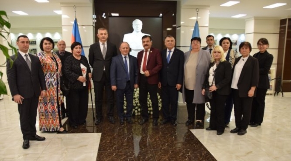 ozbekistanin-qht-temsilchileri-respublika-veteranlar-teshkilatinin-qonagi-olub-foto