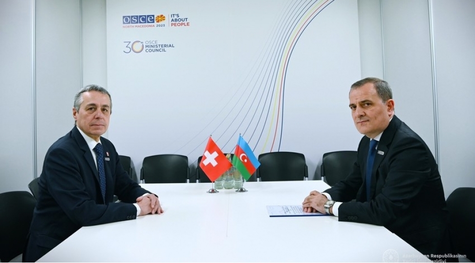 ceyhun-bayramov-isvechrenin-xin-bashchisi-ile-gorushub-yenilenib