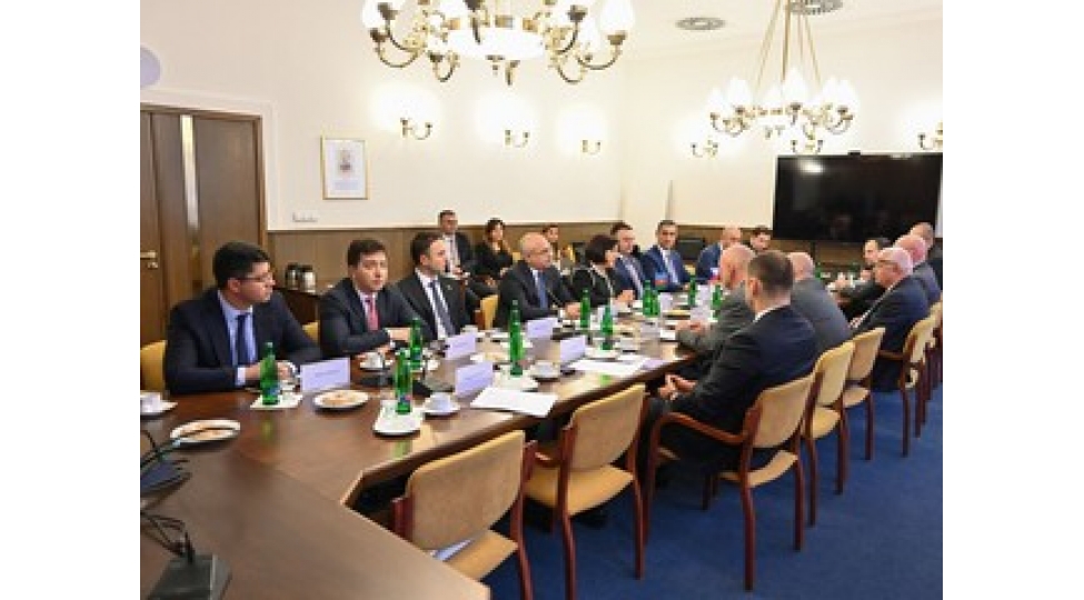 sahibe-qafarova-chexiya-azerbaycan-parlamentlerarasi-dostluq-qrupunun-uzvleri-ile-gorushub