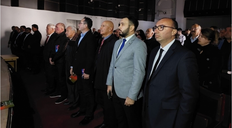 qardabanide-ilham-eliyevin-gurcustan-siyaseti-enerji-strategiyasi-kontekstinde-kitabinin-teqdimati-olub