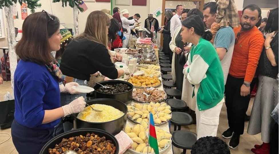 azerbaycan-sefirliyi-ashqabadda-qish-milli-metbex-xeyriyye-festivalinda-ishtirak-edib