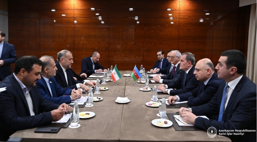 azerbaycanla-iran-arasinda-ikiterefli-ve-regional-meseleler-muzakire-olunub-yenilenib