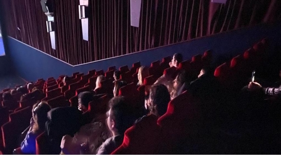 praqada-ogul-senedli-filmi-teqdim-olunub