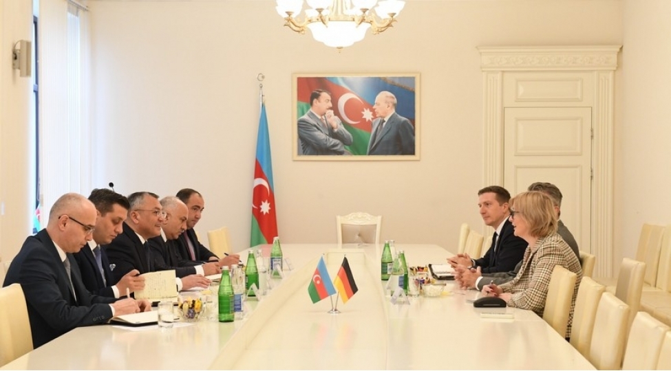 dovlet-komitesinin-sedri-almaniya-sefirini-boyuk-qayidishla-bagli-melumatlandirib-foto