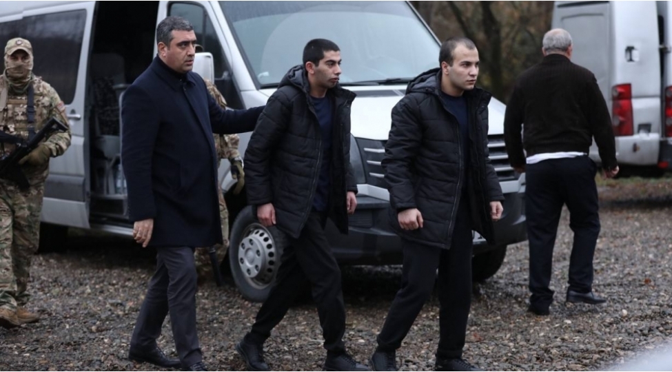 herbchilerimiz-bele-tehvil-verildi-video