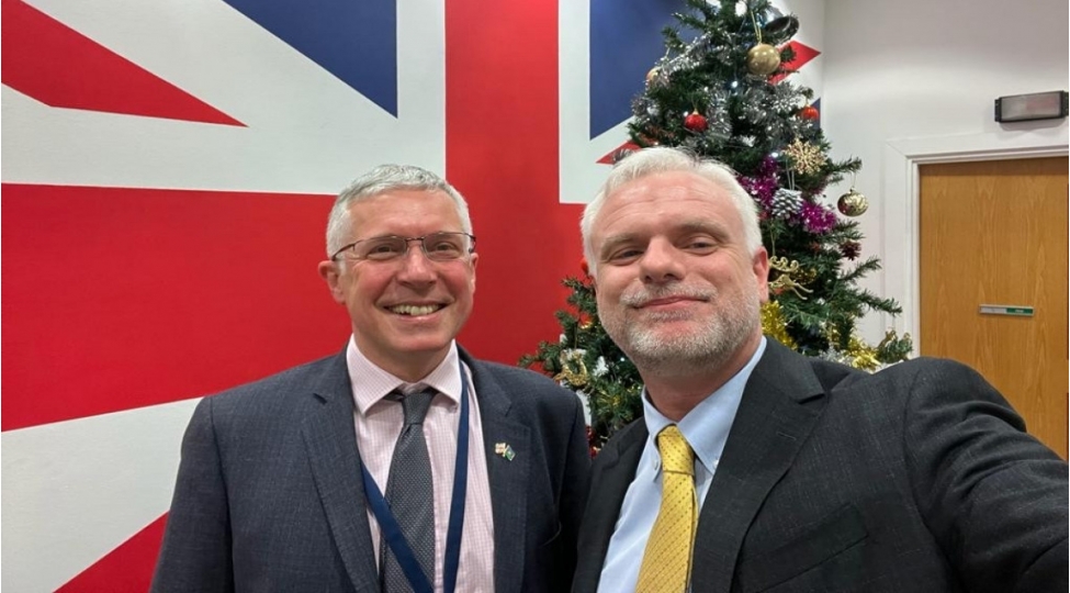 absh-in-ve-britaniyanin-azerbaycandaki-sefirleri-gorushub