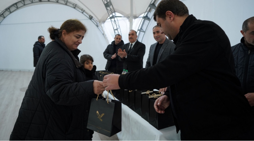 lachina-kochurulen-daha-20-aileye-menzillerinin-acharlari-teqdim-olunub