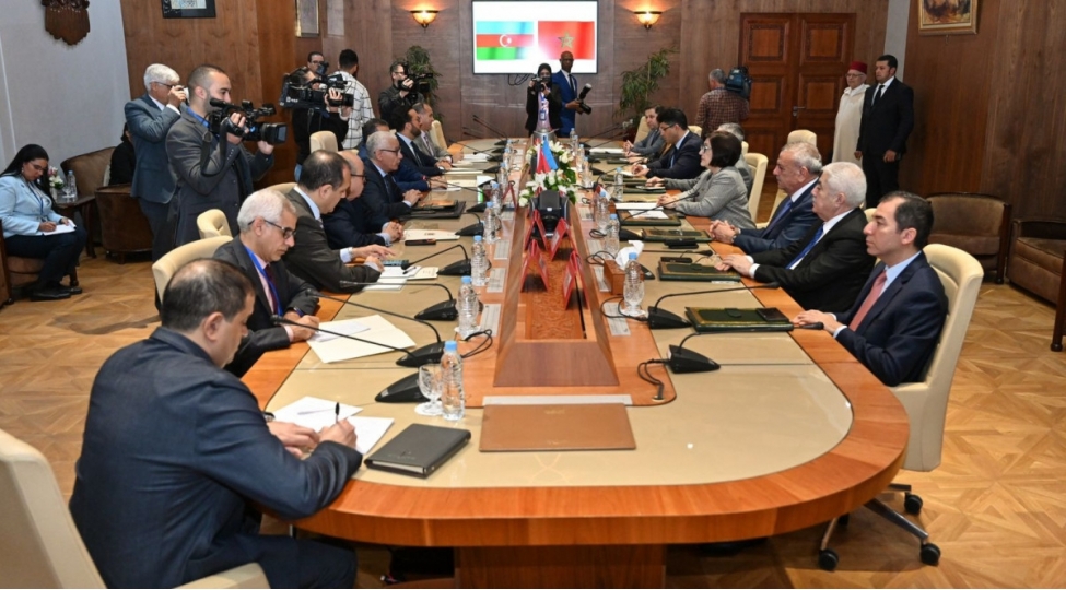 milli-meclis-ve-merakesh-numayendeler-palatasinin-sedrlerinin-gorushu-olub