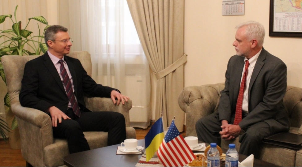 ukrayna-ve-absh-nin-azerbaycandaki-sefirleri-gorushub-foto