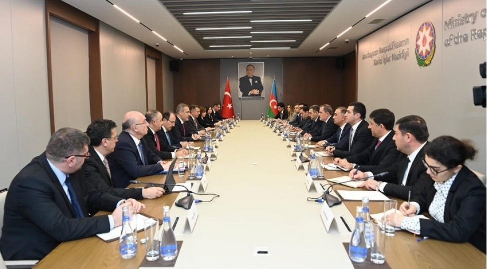 bakida-ceyhun-bayramovla-hakan-fidan-arasinda-genishterkibli-gorush-kechirilib-yenilenib