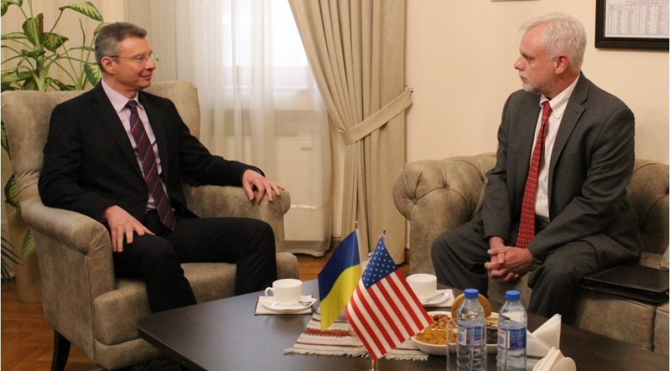 absh-ve-ukraynanin-azerbaycandaki-sefirleri-gorushub