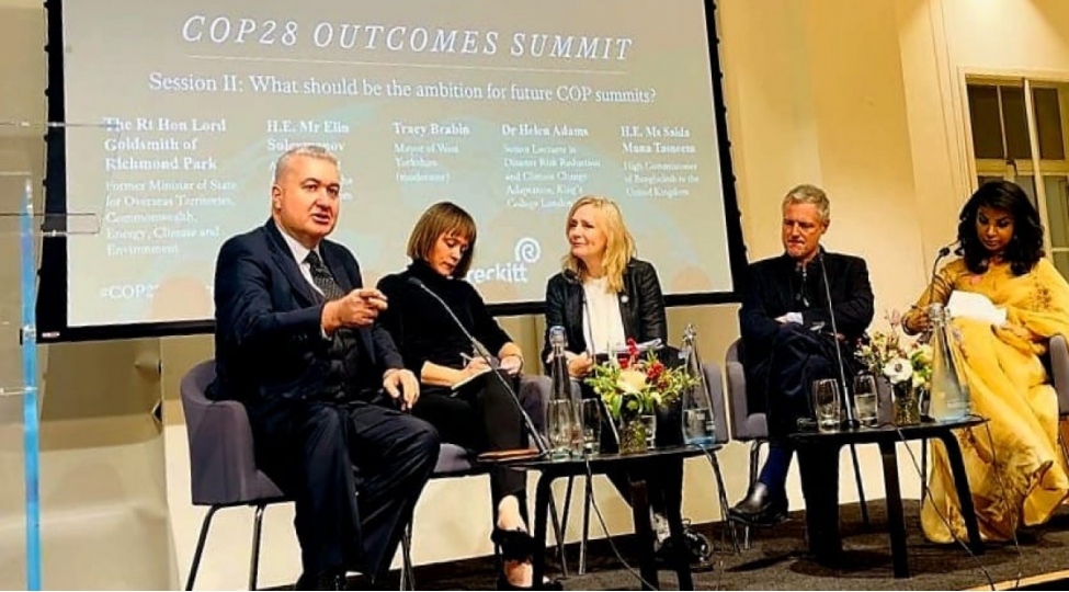 britaniyali-siyasetchiler-azerbaycanda-kechirilecek-cop-29-dan-danishiblar-foto