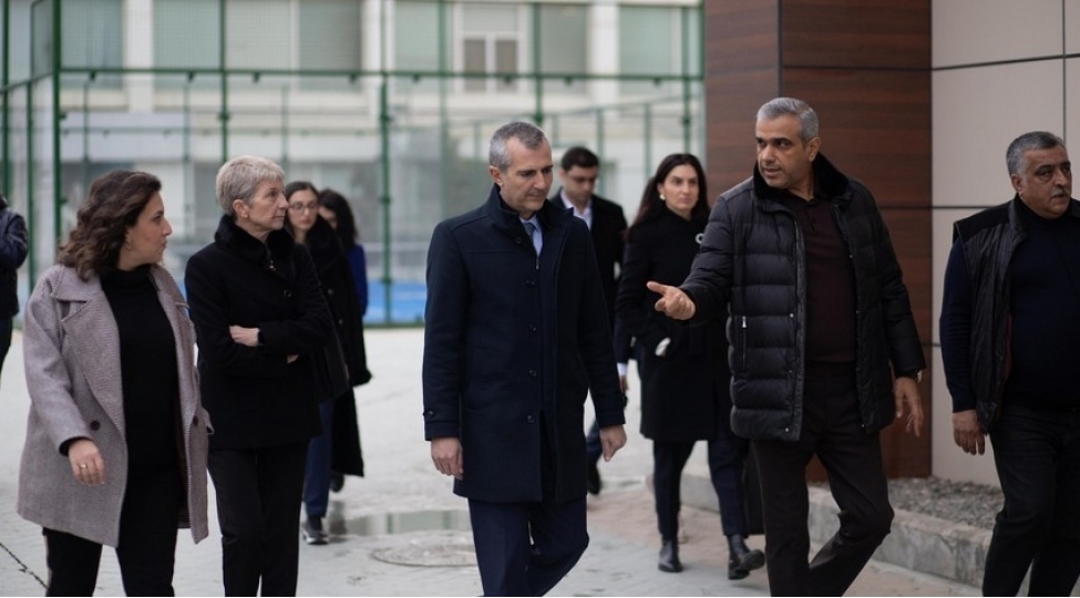 bolqaristanin-gencler-ve-idman-naziri-atf-resmileri-ile-gorushub-foto