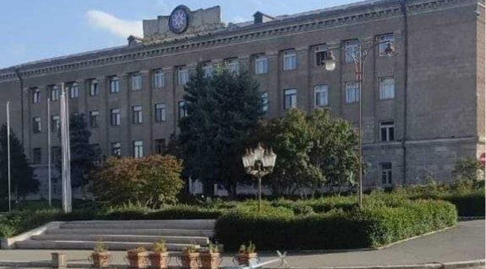 prezident-sechkilerinde-xankendide-sechki-menteqesinin-hansi-binada-yerlesheceyi-achiqlanib