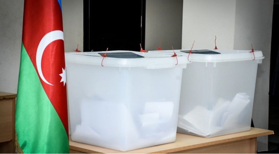 yashayish-menteqelerinden-kenardaki-herbi-hisselerde-sechki-menteqelerinin-yaradilmasi-prosesi-basha-chatib