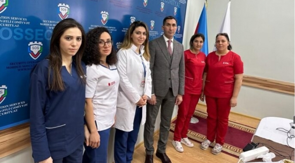 ulu-onder-heyder-eliyevin-100-illiyi-ile-elaqedar-konullu-qanverme-aksiyasi-kechirilib-foto