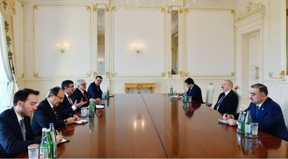 prezident-turkiyenin-vitse-prezidenti-cevdet-yilmazi-qebul-edib-yenilenib