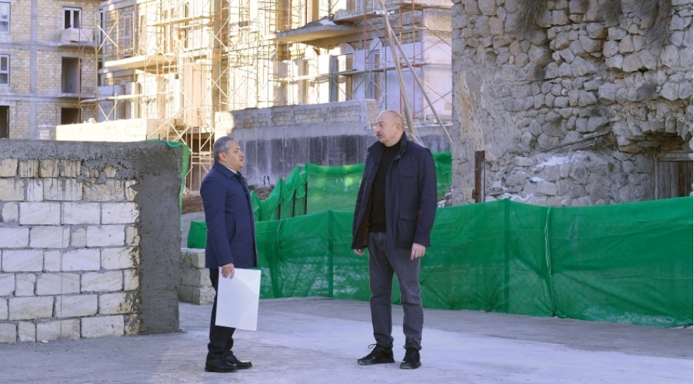 prezident-shushada-23-binadan-ibaret-ilk-yashayish-kompleksindeki-tikinti-ishleri-ile-tanish-olub-foto