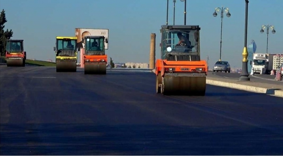 bakinin-8-noyabr-prospektinin-bir-hissesinde-temir-ishleri-yekunlashib-video