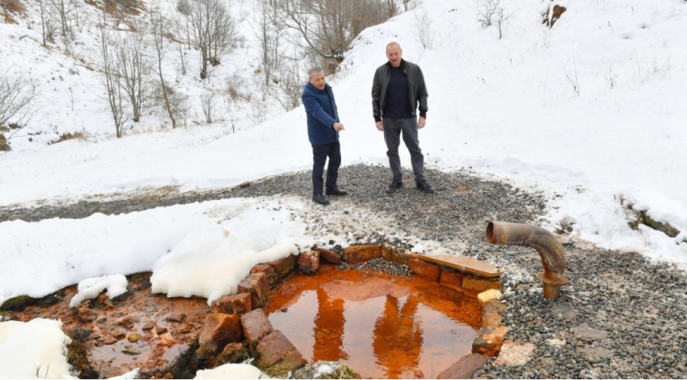 prezident-ilham-eliyev-shusha-rayonundaki-turshsu-bulaginda-olub-yenilenib