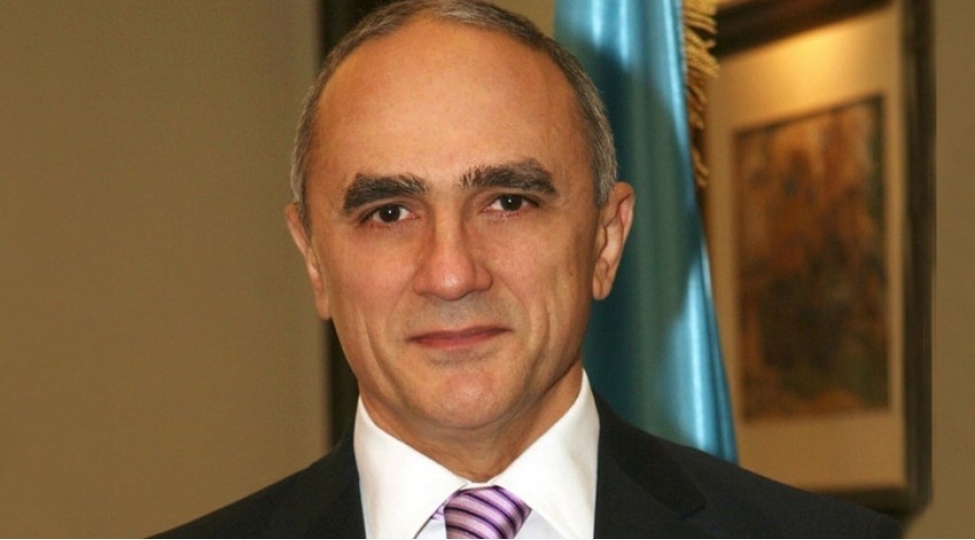 azerbaycanin-bolgede-sabitliye-ve-inkishafa-tohfesini-yuksek-deyerlendiririk-guam-in-bash-katibi