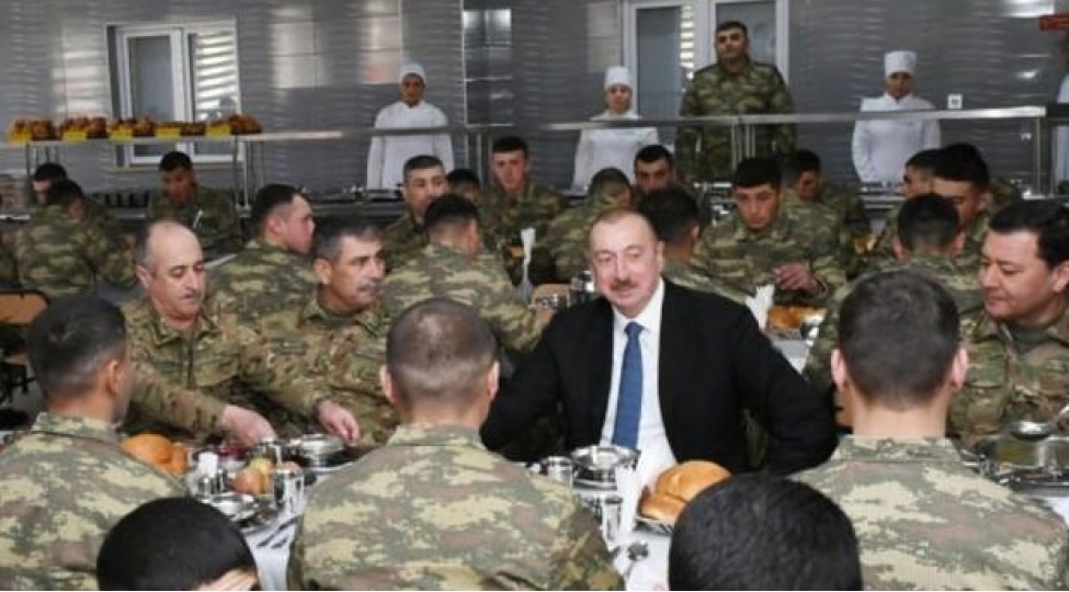 semed-ezizov-prezidentin-bizimle-nahar-etmesi-boyuk-sheref-idi-video