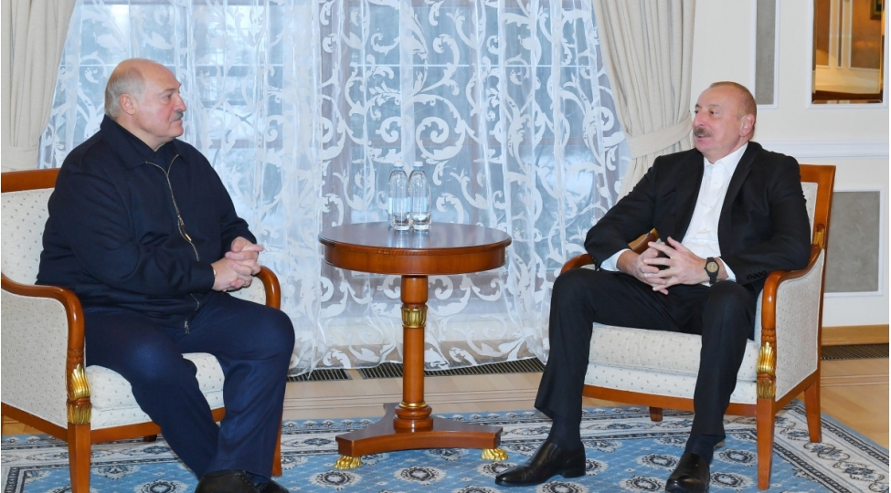 sankt-peterburqda-prezidentilham-eliyevin-belaruslu-hemkari-ile-gorushu-olub