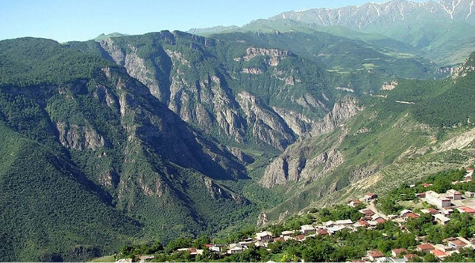 prezident-ilham-eliyev-agdere-rayonunun-yaradilmasi-haqqinda-qanunu-imzalayib