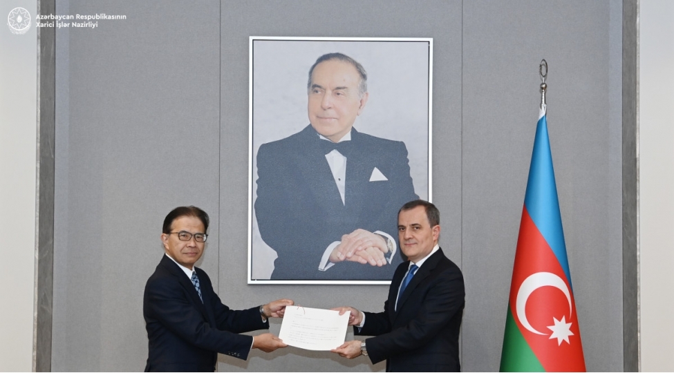 ceyhun-bayramov-yaponiyanin-yeni-sefirini-qebul-edib-foto