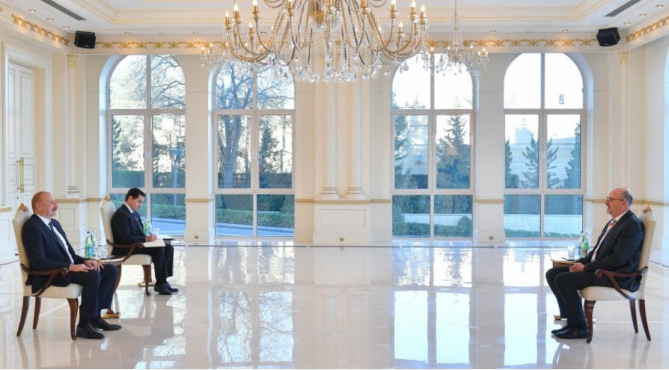 prezident-luksemburqun-yeni-teyin-olunmush-sefirini-qebul-edib-yenilenibfoto