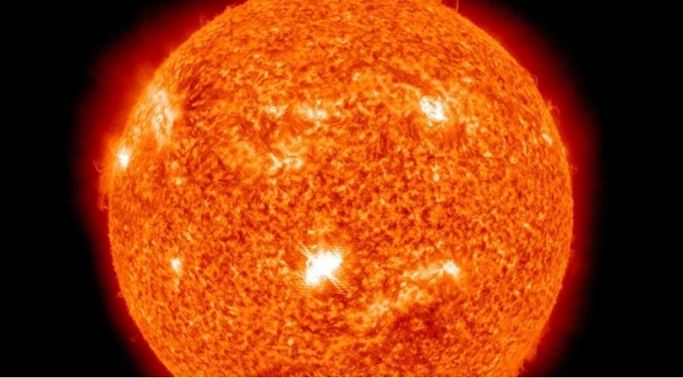 guneshde-son-7-ilin-en-guclu-alishmasi-olub-foto