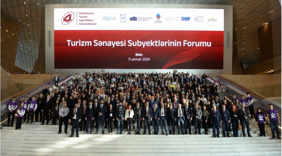 turizm-senaye-subyektlerinin-forumu-kechirilib-foto