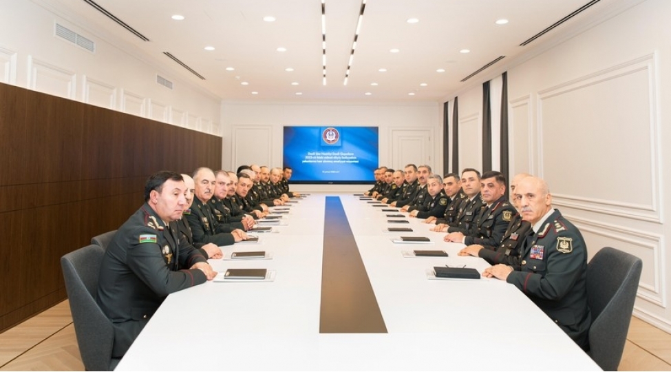 daxili-ishler-naziri-emeliyyat-mushaviresi-kechirib-foto