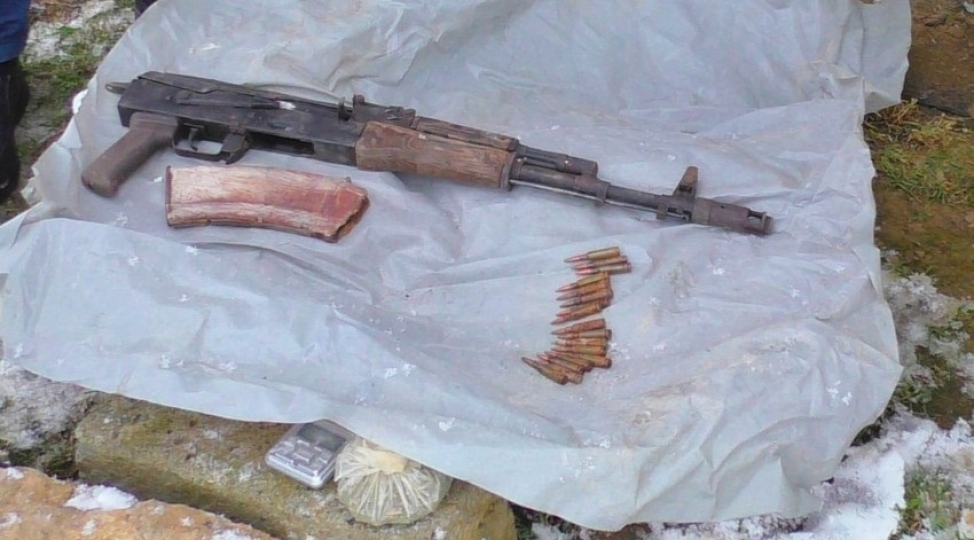 lerik-sakininde-silah-sursat-ve-narkotik-ashkarlanib