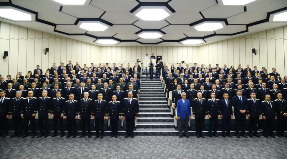 prokurorluqda-qulluga-qebul-edilmish-huquqshunaslarin-andichme-merasimi-kechirilir