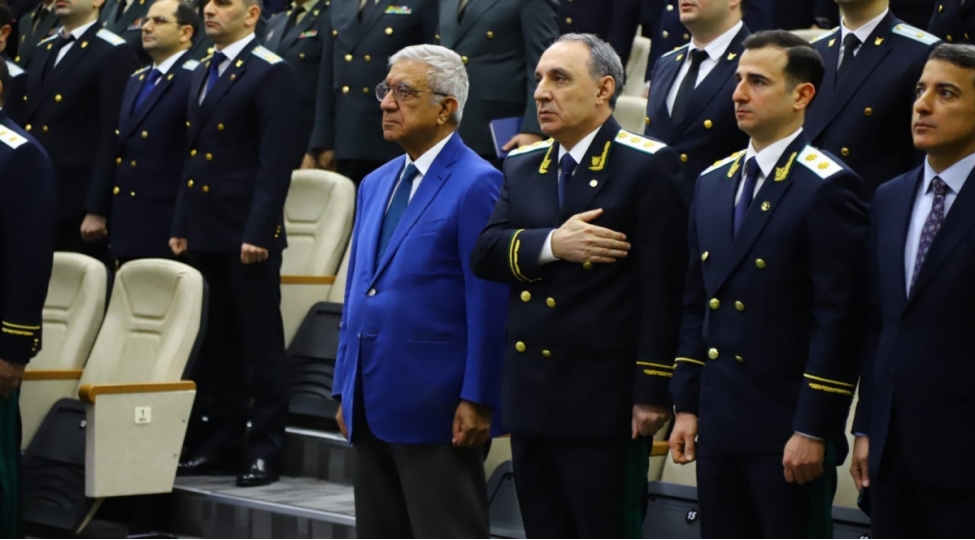 prokurorluqda-qulluga-qebul-edilmish-huquqshunaslarin-andichme-merasimi-kechirilib-foto
