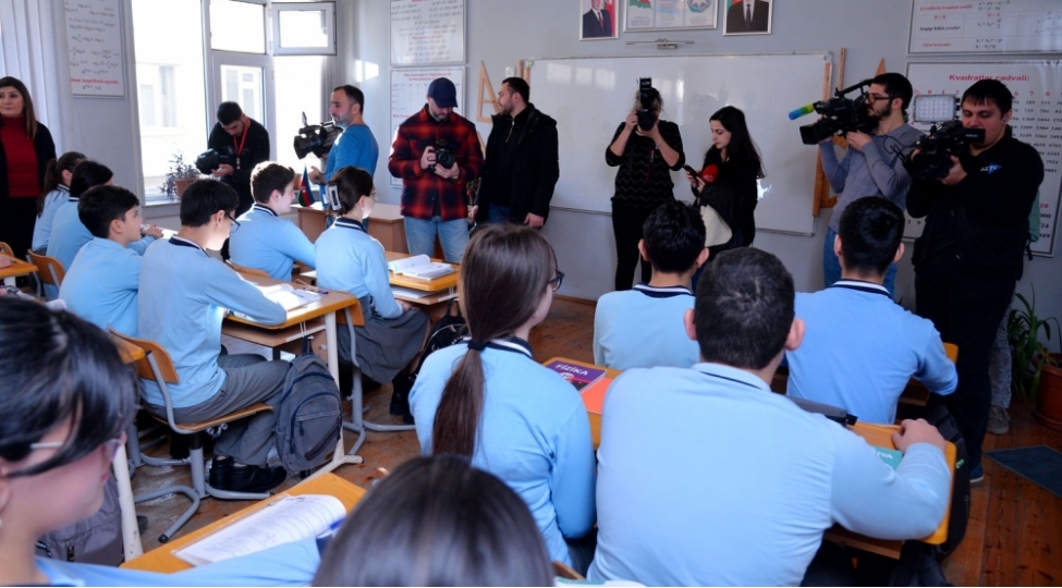 paytaxtin-tehsil-muessiselerinin-istilik-teminati-ile-bagli-mediatur-foto