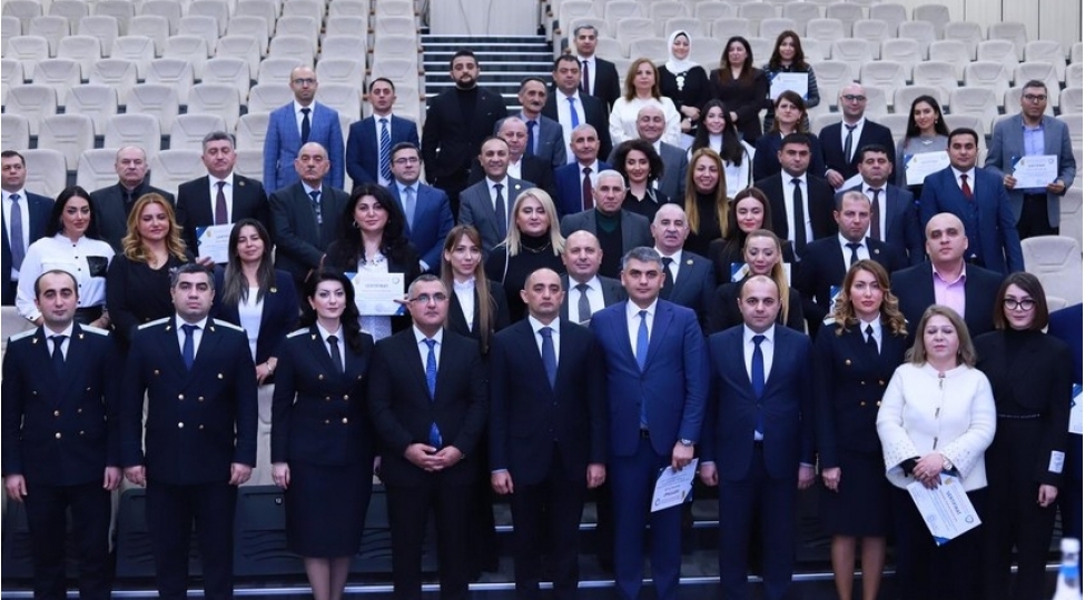 bash-prokurorluq-ve-mediasiya-shurasinin-birge-teshkilatchiligi-ile-telim-kechirilib