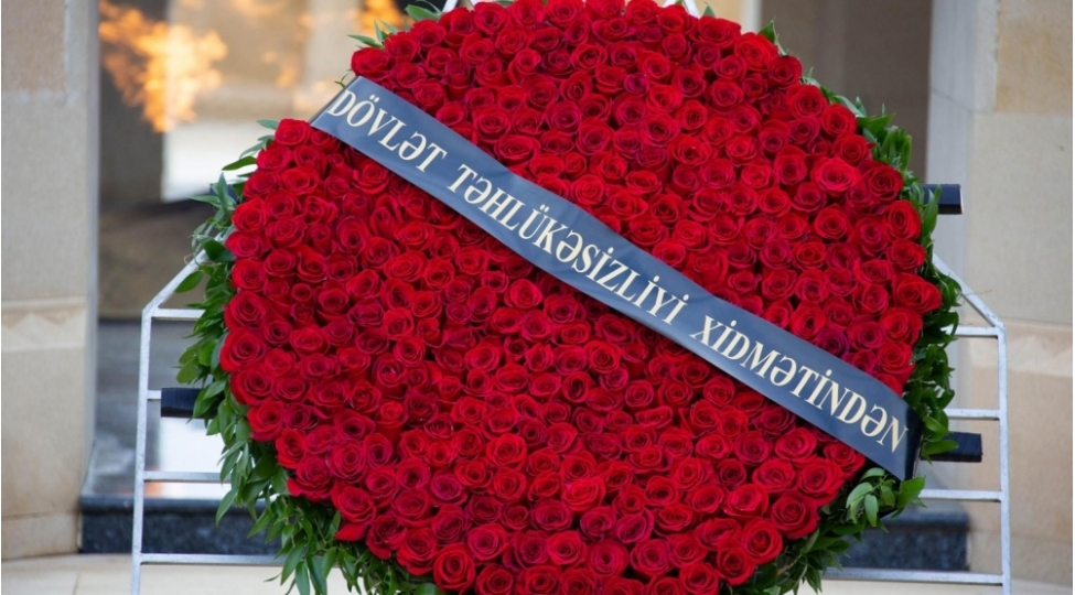 dtx-nin-rehberliyi-shehidler-xiyabanini-ziyaret-edib-foto-2