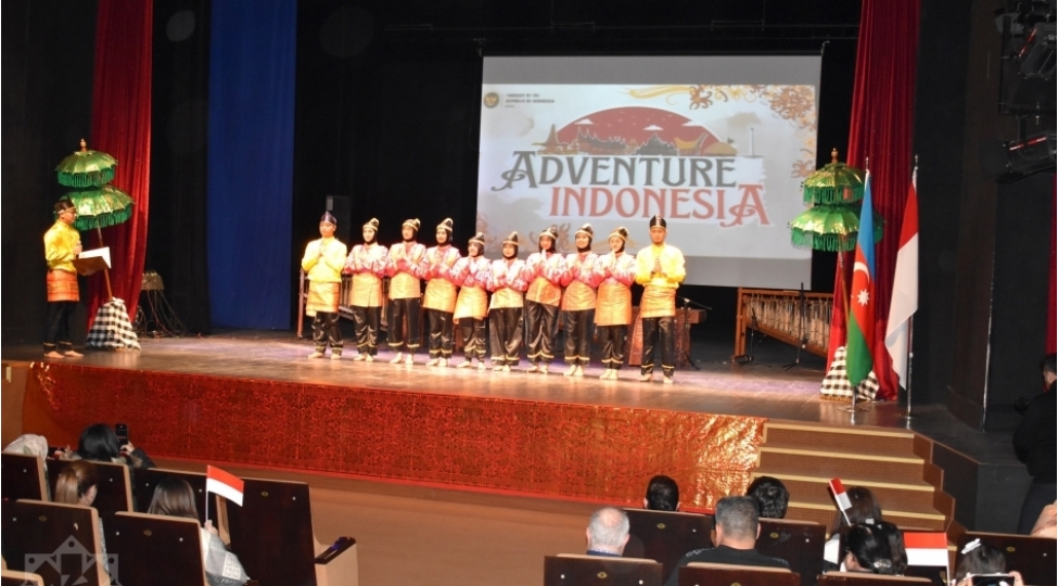 indoneziyanin-incesenet-ustalarinin-konserti-shekide-maraqla-qarshilanib