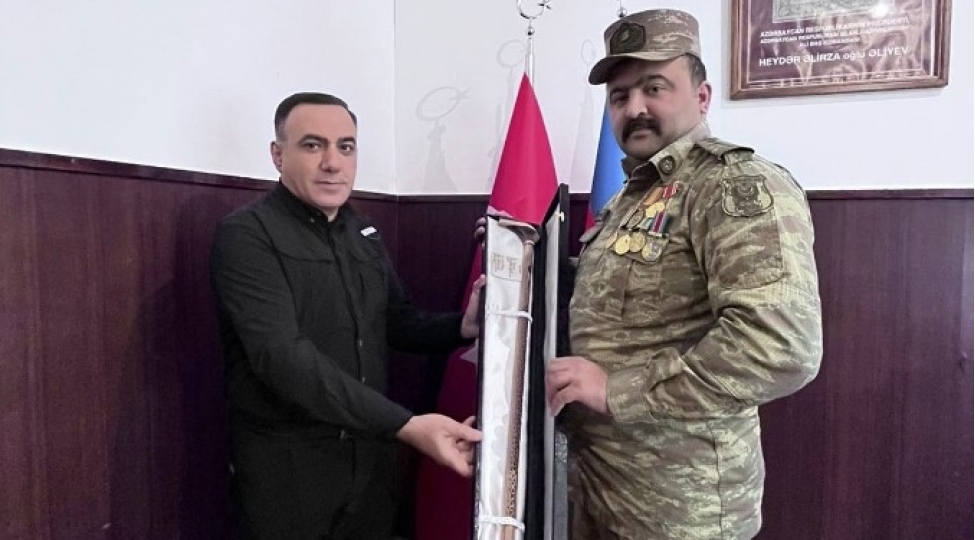 turkiye-jandarma-komutani-veten-muharibesi-qazisine-esa-gonderdi-video