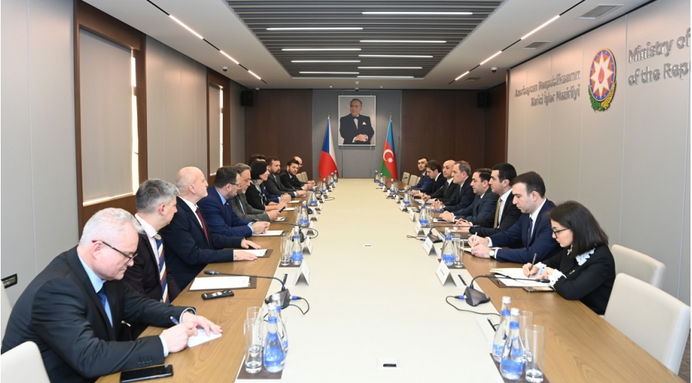 ceyhun-bayramov-chexiya-deputatlar-palatasinin-sedrini-qebul-edib