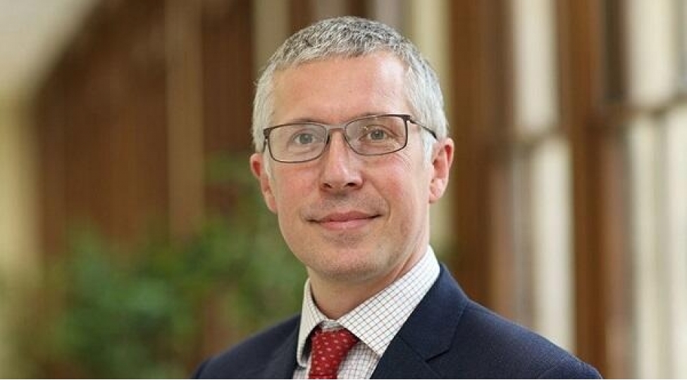 ferqus-auld-azerbaycani-keshf-edilmemish-xezine-kimi-tesvir-edirem