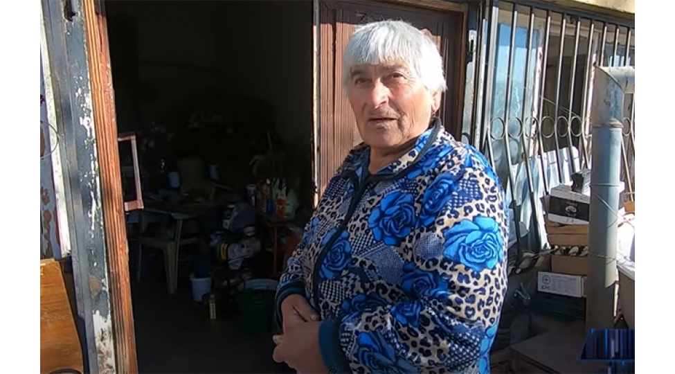 xankendide-larisa-ile-azerbaycanca-musahibe-pis-munasibet-gormemishemvideo