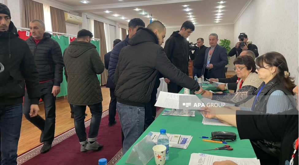 baki-istintaq-tecridxanasinda-saxlanilan-shexsler-ses-verir