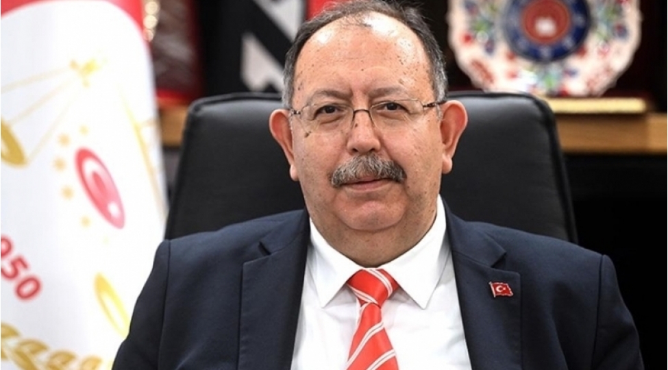 sechki-menteqelerinin-qarshisinda-novbe-gozleyen-xeyli-sayda-vetendash-gorduk-ahmet-yener